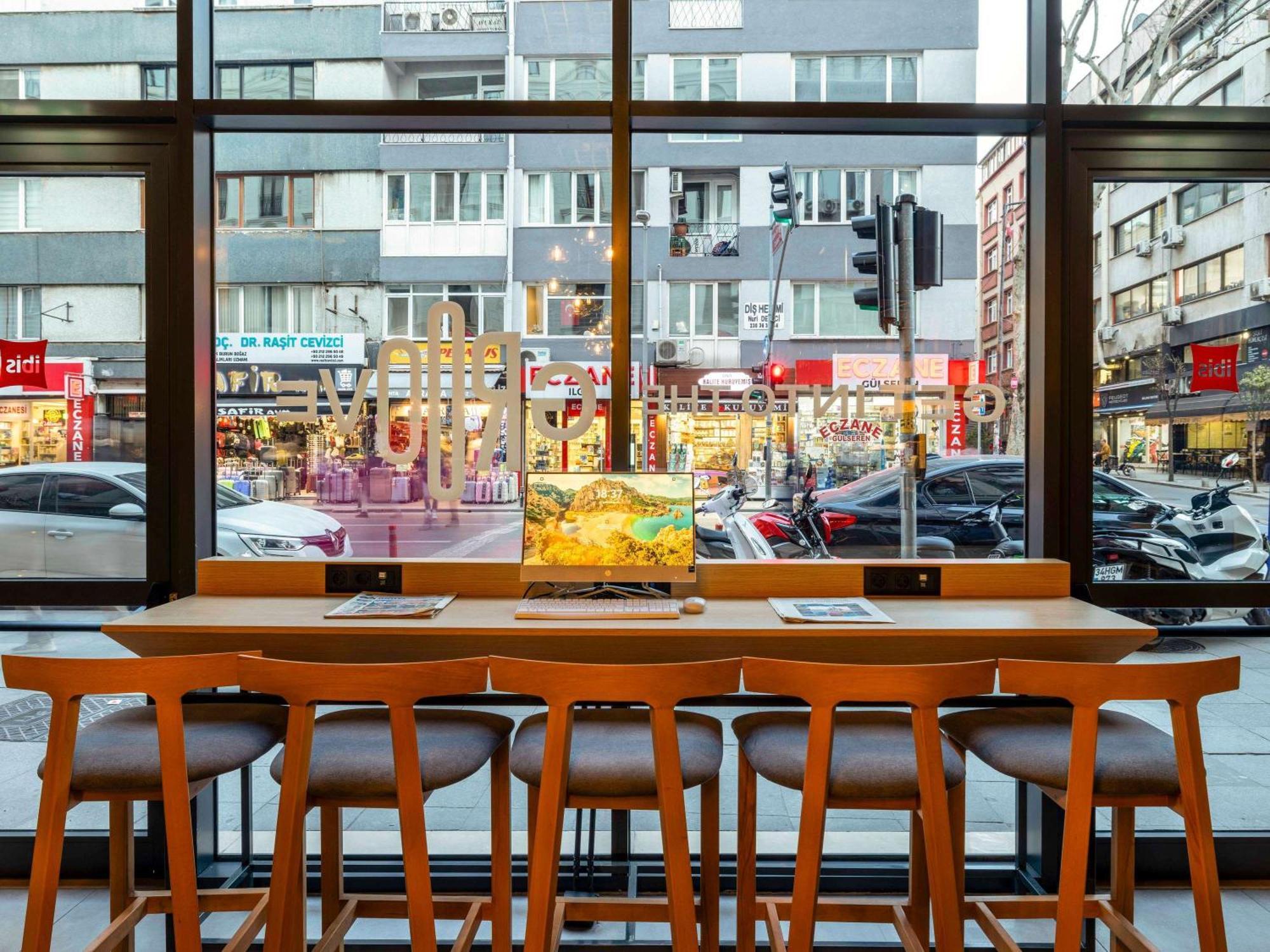Hotel Ibis Istanbul Sisli Zewnętrze zdjęcie