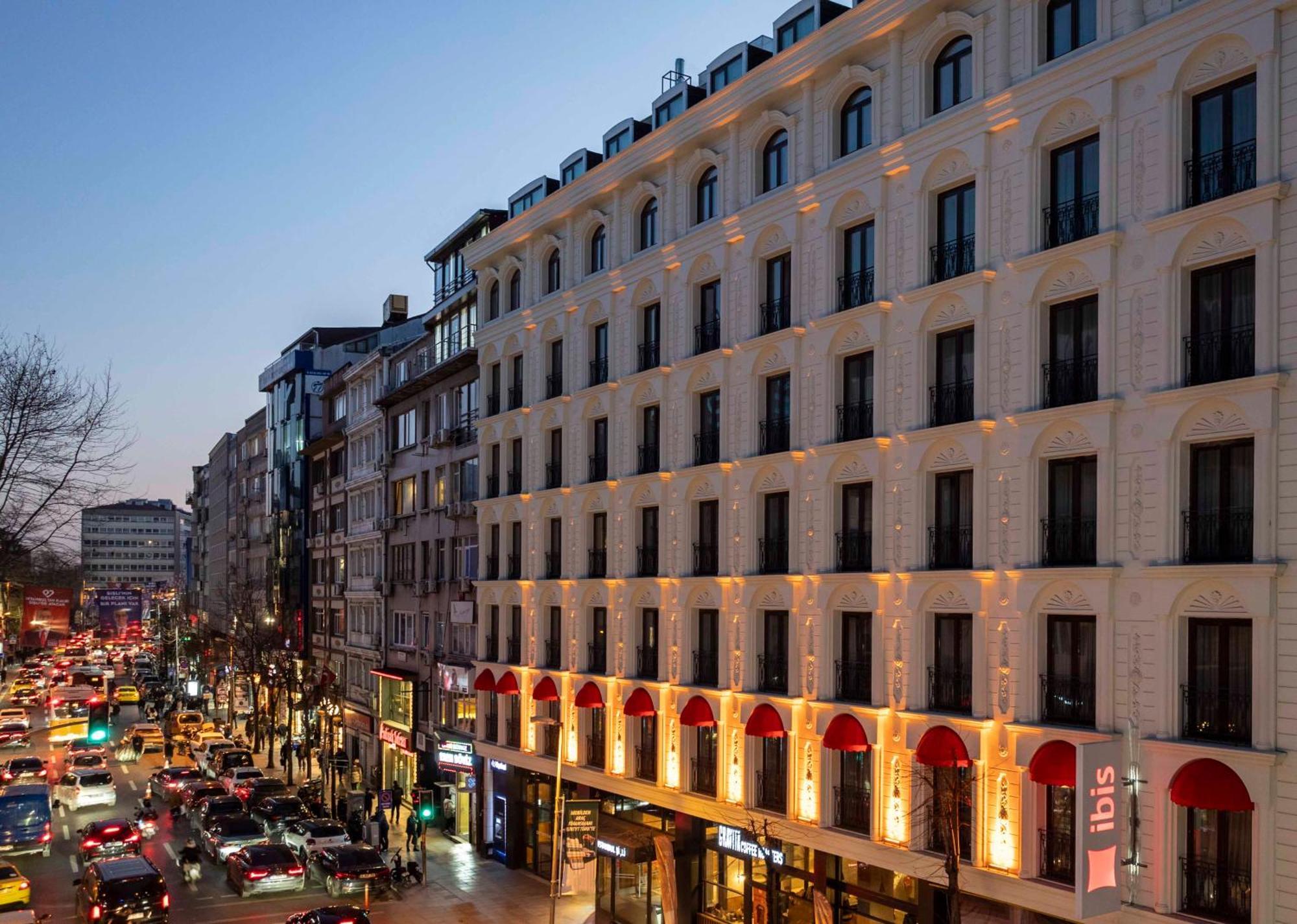 Hotel Ibis Istanbul Sisli Zewnętrze zdjęcie