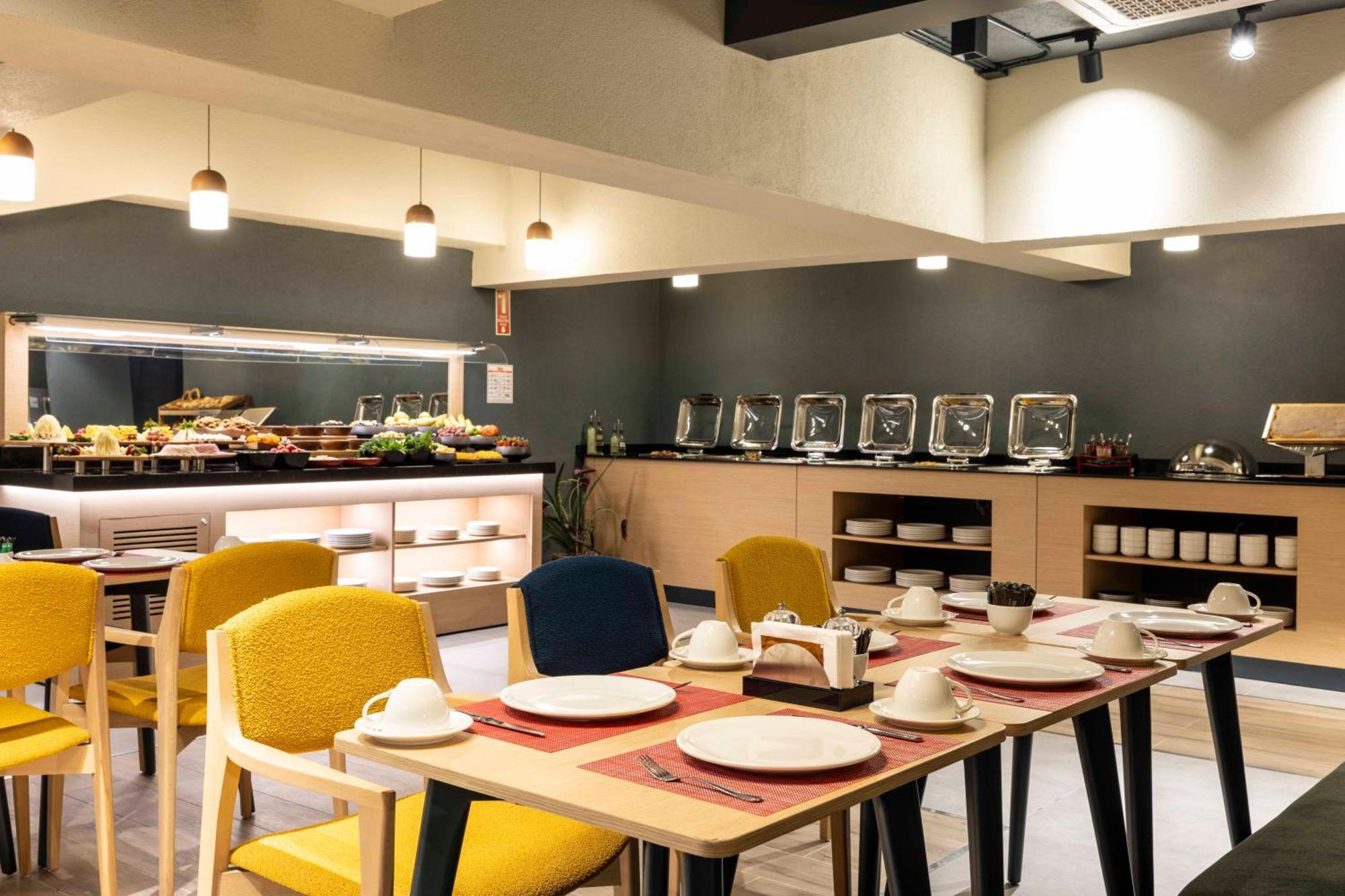 Hotel Ibis Istanbul Sisli Zewnętrze zdjęcie